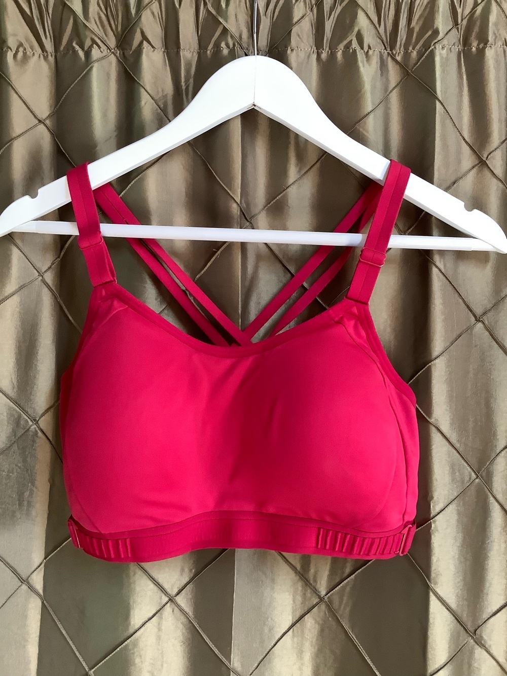 EUC- All in Motion Adjustable Band Sports Bra